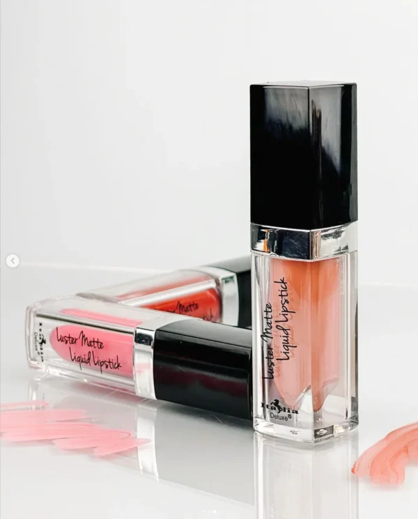 Lápiz labial líquido mate Luster